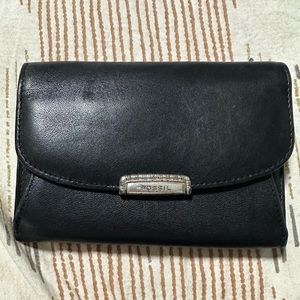Black fossil trifold wallet